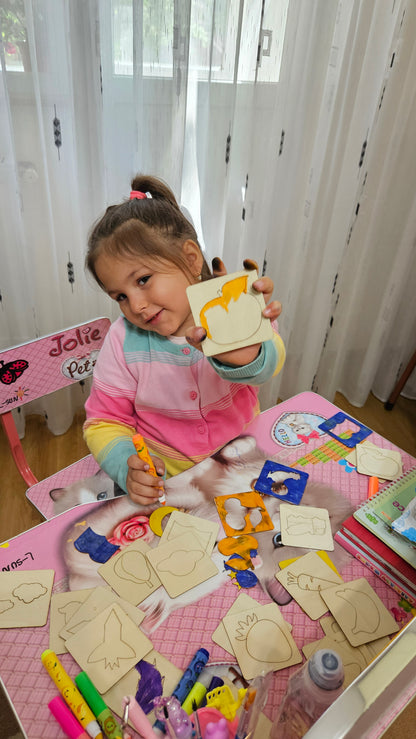 Set Montessori pentru desen - 40 de șabloane